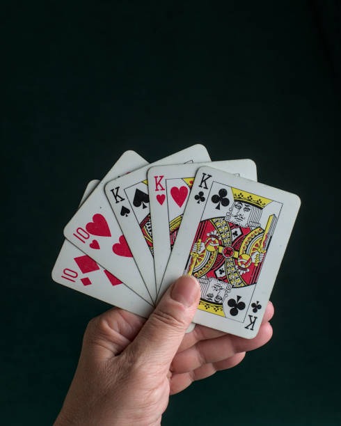 Live blackjack studio on mobile — low-data streaming enabled Live blackjack table on paito combodia mobile app with dealer and player cards visible
